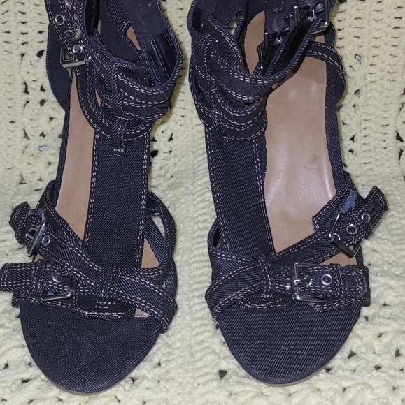 Size 10 denim open toe heels like new condition - Picture 5 of 7